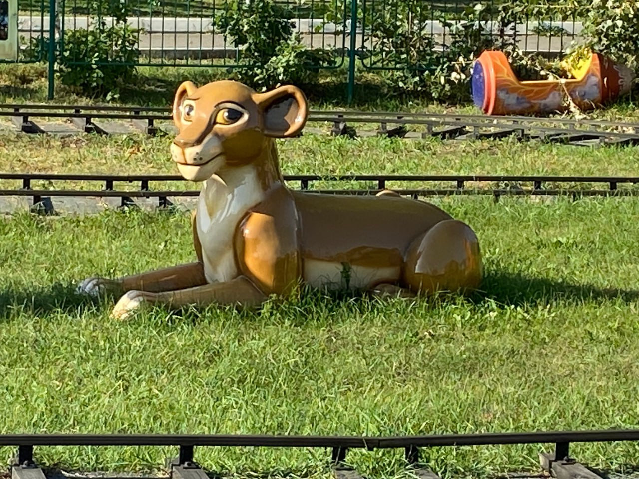 Фигура из стеклопластика "Сараби"
