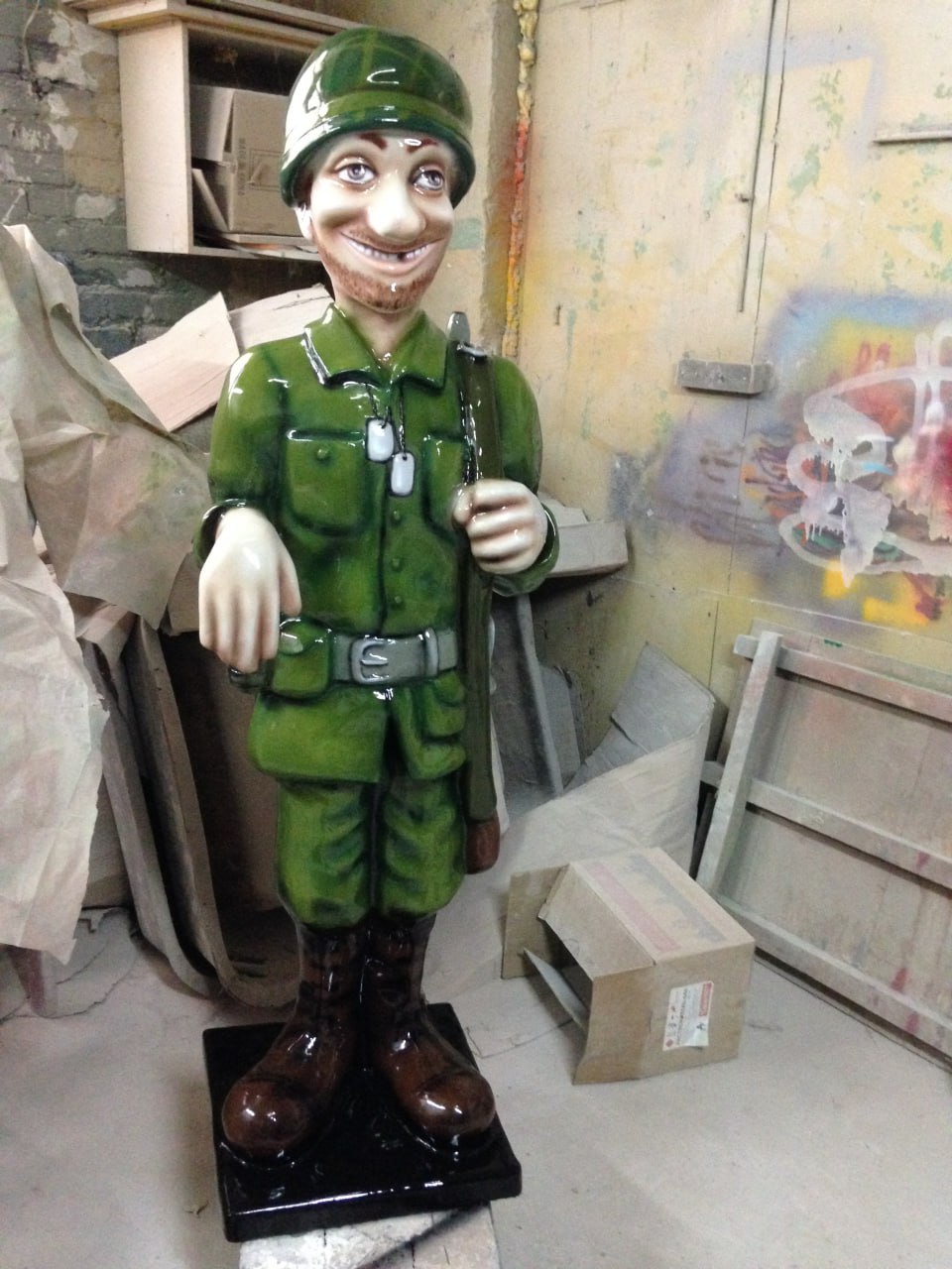 Фигура из стеклопластика "Солдат"
