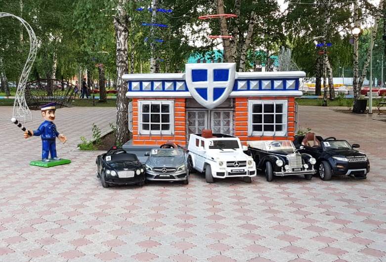 Арт-объект "Городок для автодрома"